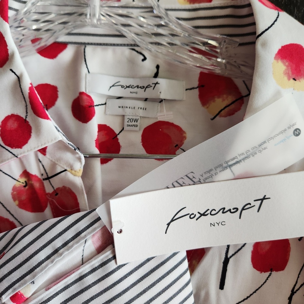 Foxcroft Mary Sweet Cherries Wrinkle Free Button Up Shirt 20W 3/4 Sleeves NWT - Picture 2 of 13